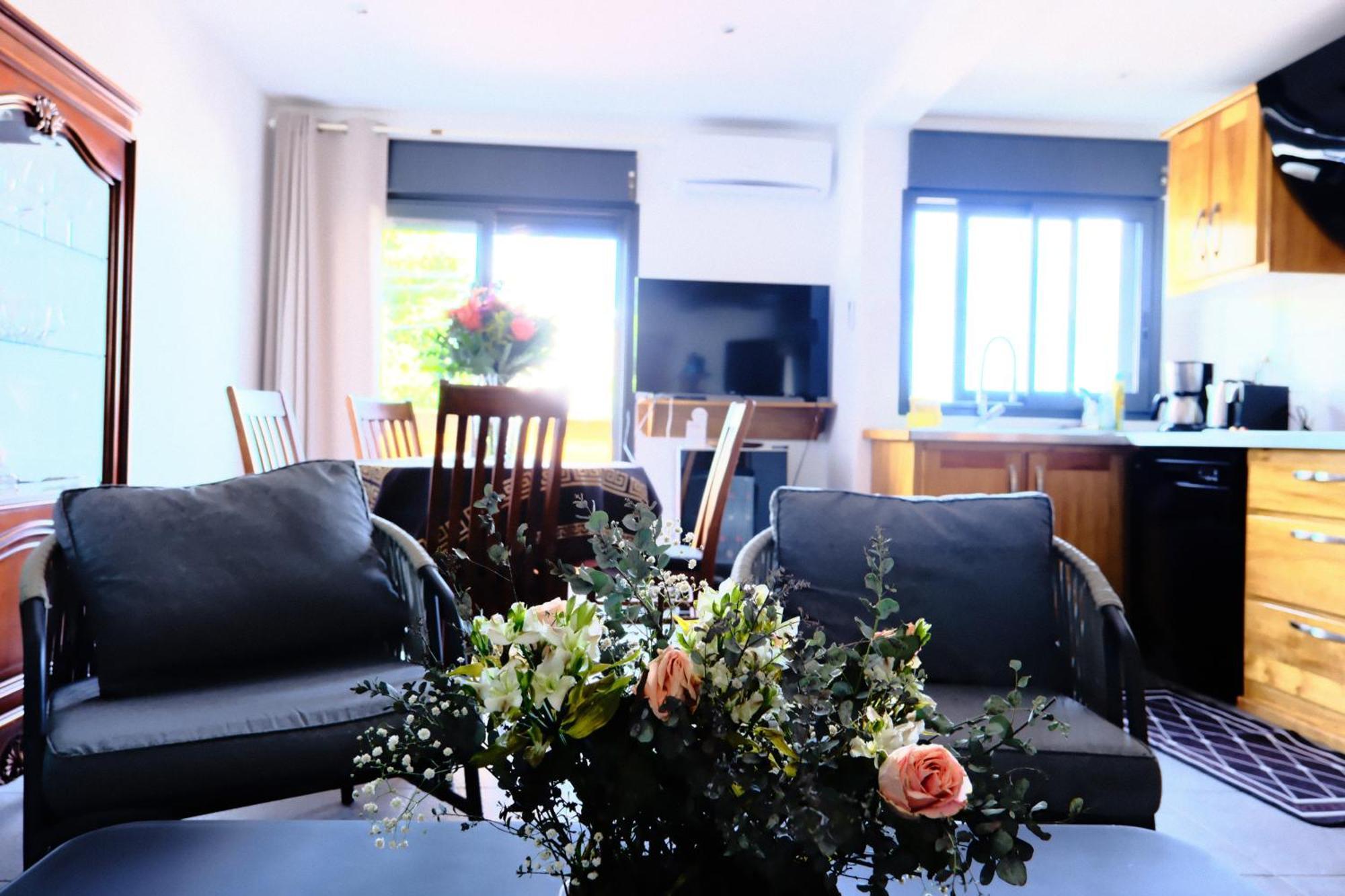 T3 - 87M2 - Residence Georgette Terre Sainte المظهر الخارجي الصورة